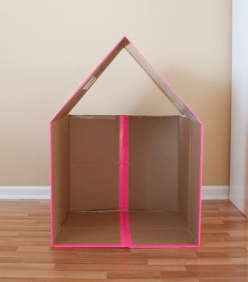 DIY CARDBOARD PLAYHOUSE