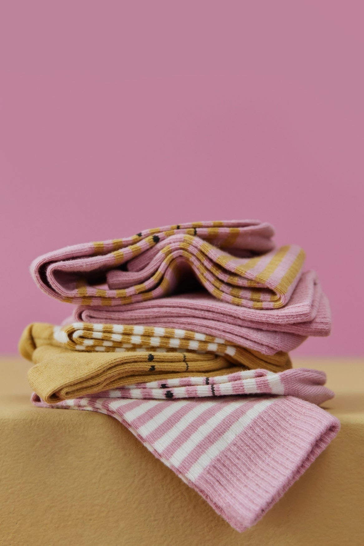 Long Ribbed Socks | Bubblegum - Cookie