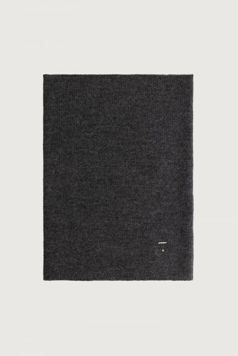 Knitted Endless Scarf | Black Melange