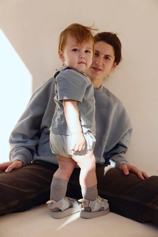 Baby kurzes Pluderhöschen | Stone Gray - Cream