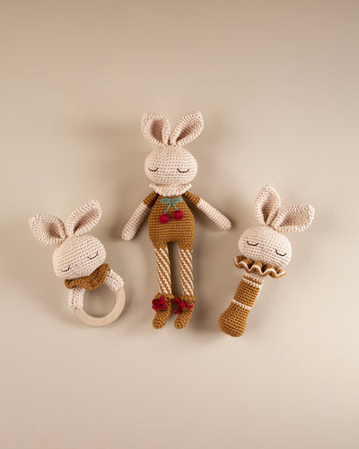Birgitte Bunny Rattle | Ecru