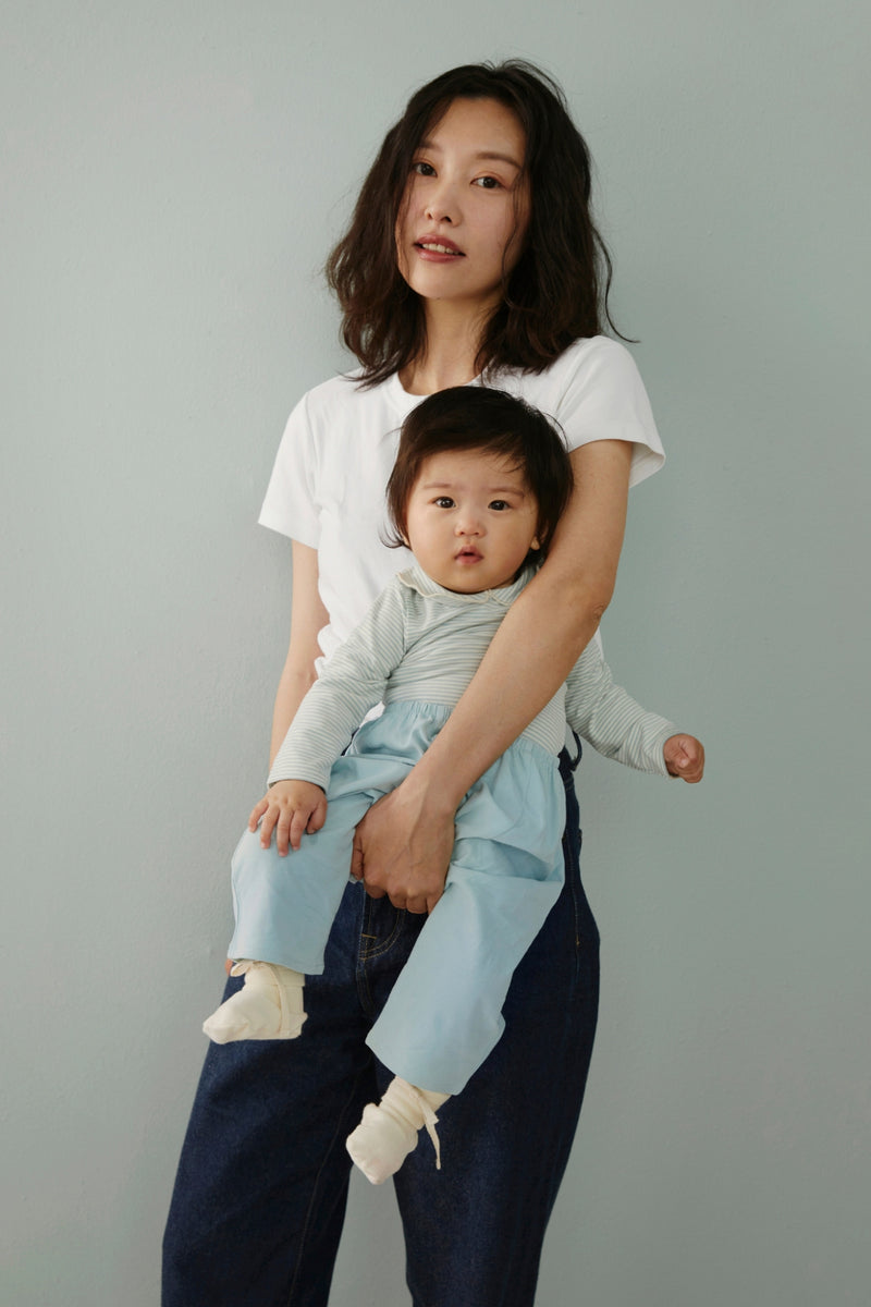 Baby Hose mit Frontdetail | Sky