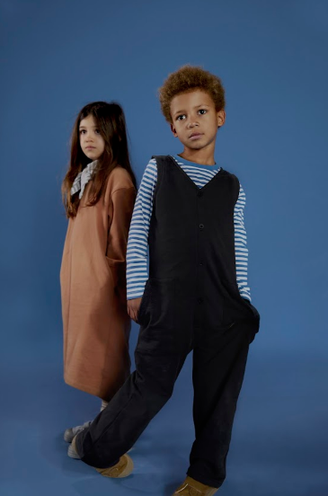 Sleeveless V-neck Suit | Nearly Black