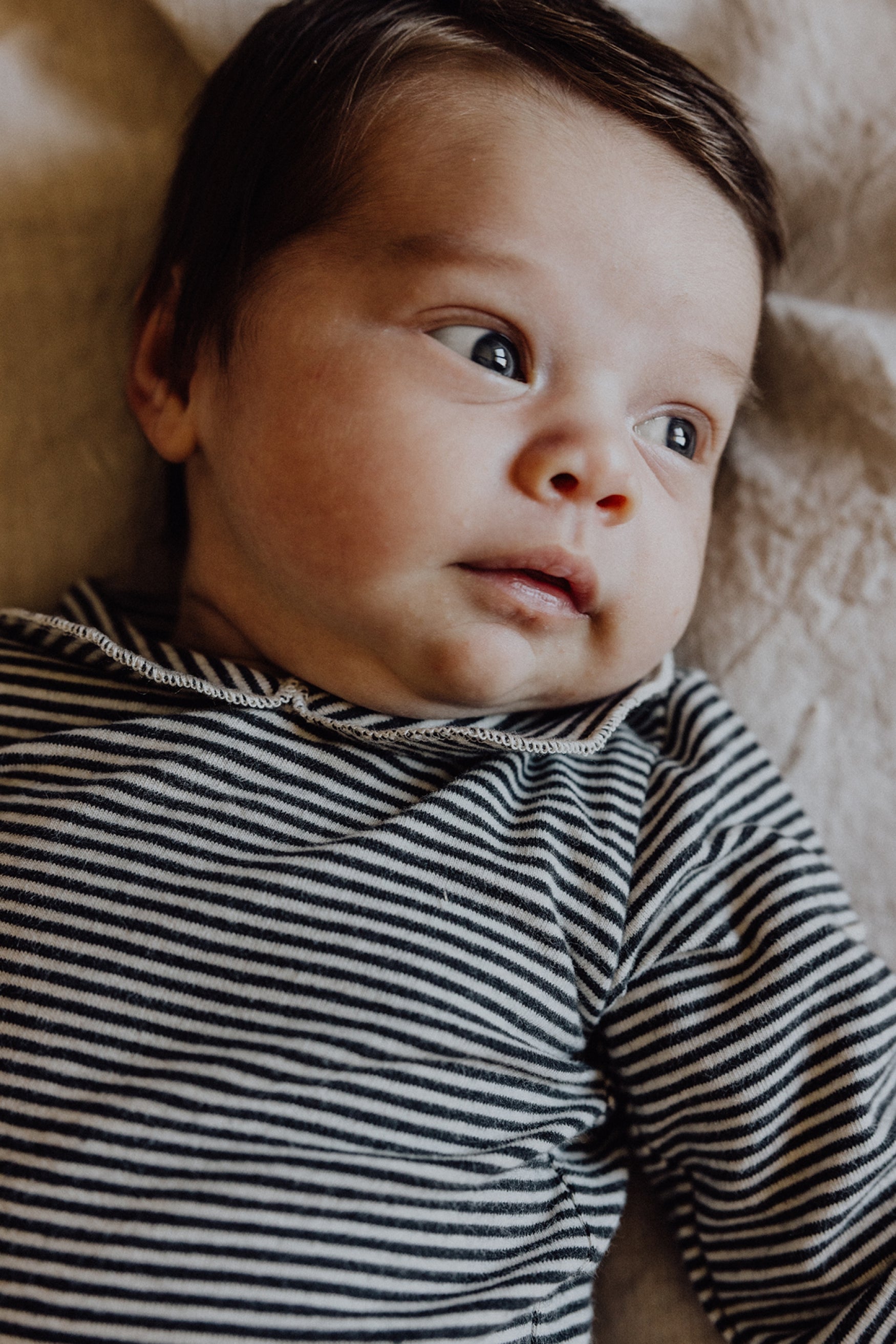 Baby Collar Onesie | Nearly Black - Cream