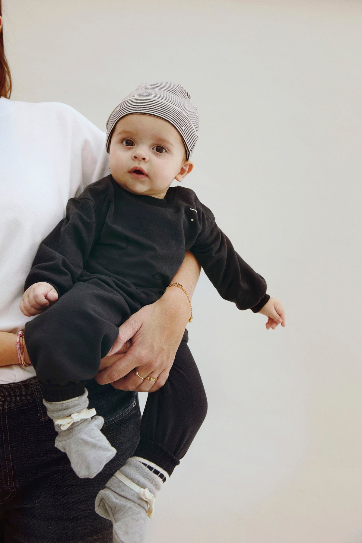 Baby Dropped-Shoulder-Pulli | Pirate Black