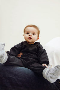 Baby Dropped-Shoulder-Pulli | Pirate Black