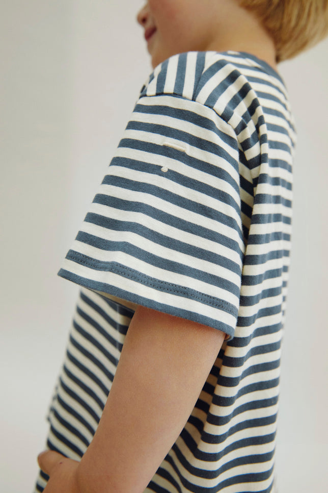 Übergroßes T-Shirt | Blue Gray - Cream
