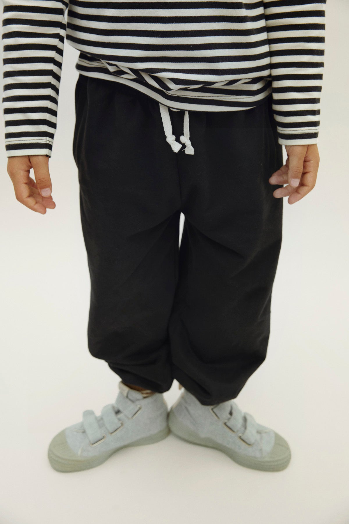 L/S T-Shirt | Pirate Black - Cream