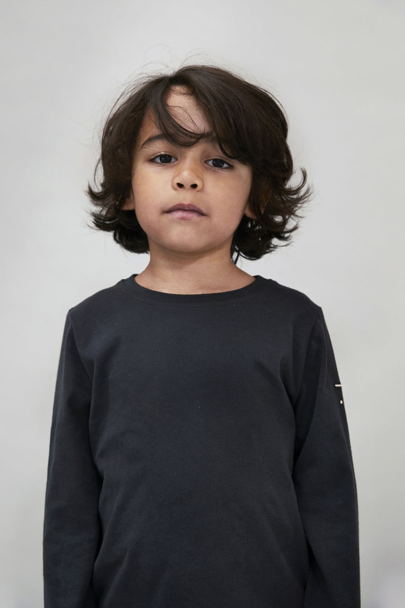 L/S T-Shirt | Nearly Black